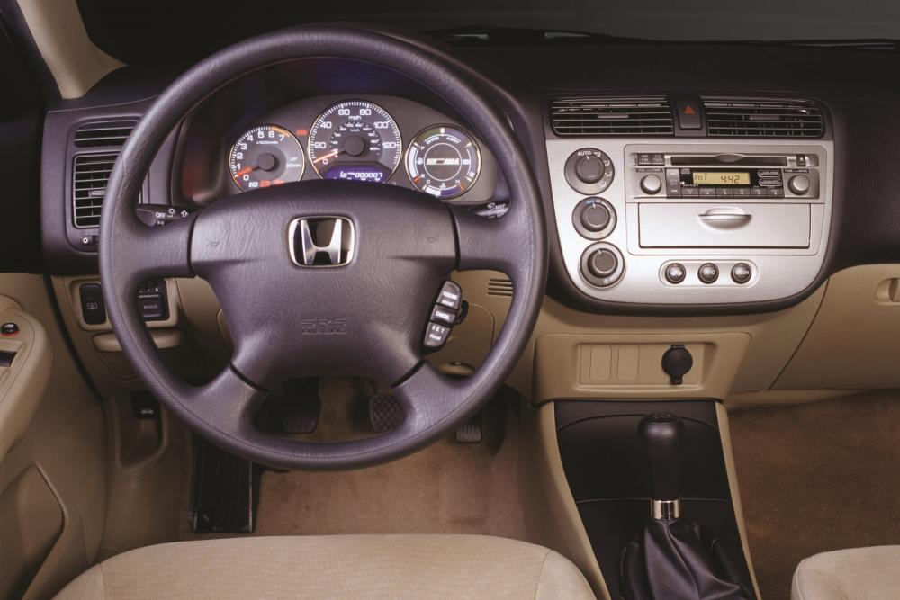 Honda Civic 7 поколение рестайлинг Hybrid седан 4-дв.
