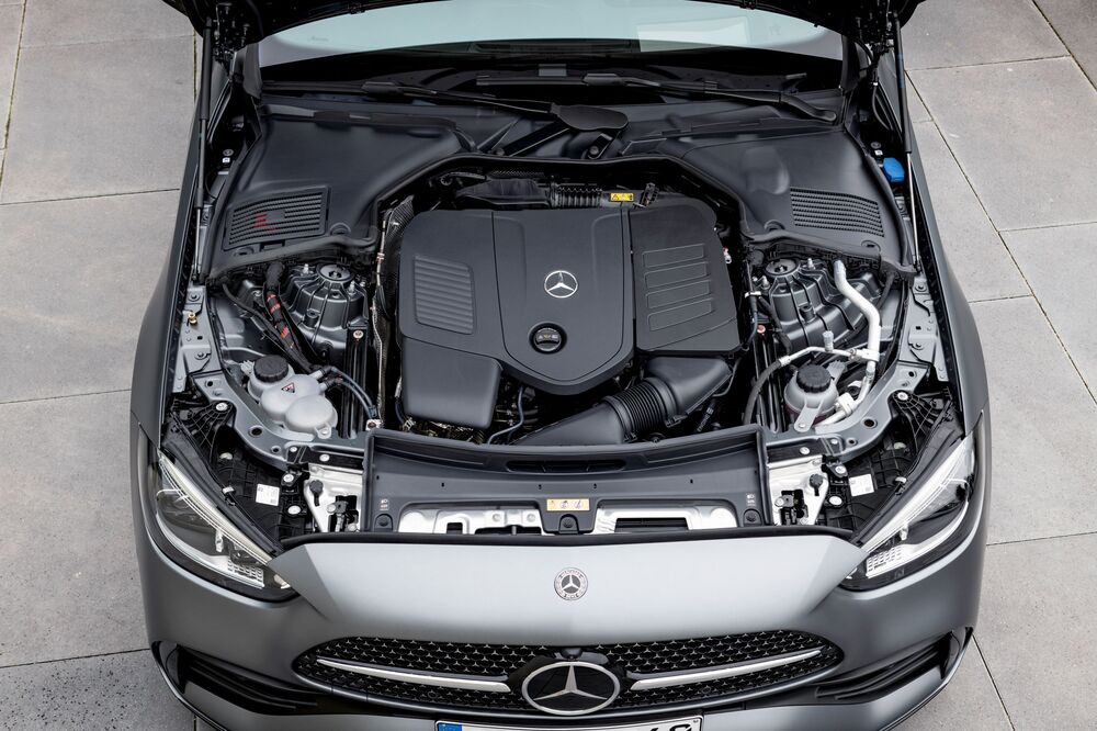 Mercedes-Benz C-Класс W206 (2021) седан двигатель 