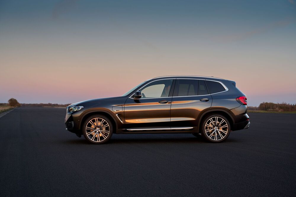 Рестайлинговые BMW X3 и X4