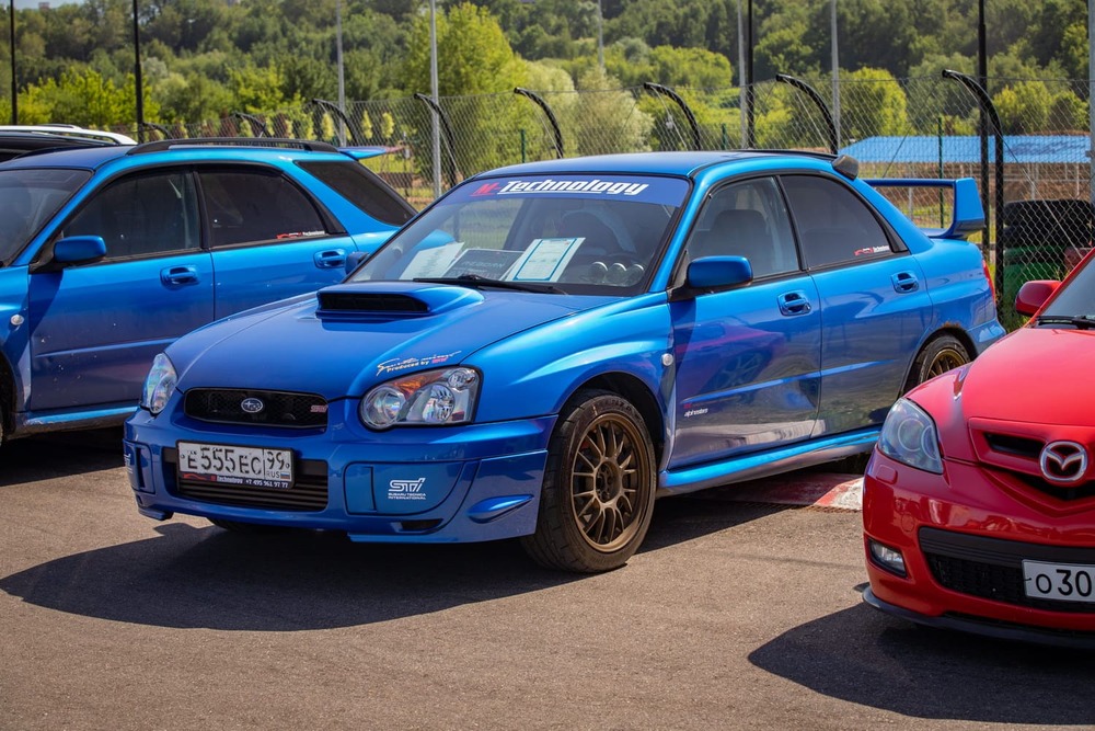 Выставка авто в печатниках. Смотреть фото Выставка авто в печатниках. Смотреть картинку Выставка авто в печатниках. Картинка про Выставка авто в печатниках. Фото Выставка авто в печатниках
