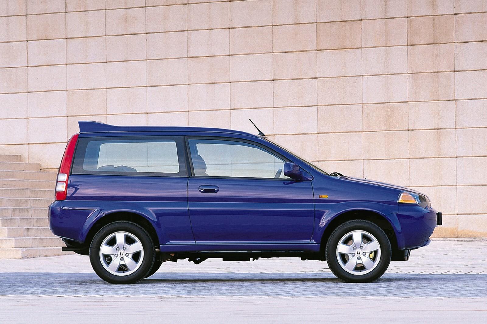 Хонда hr v. Honda HR-V I 1998 - 2001. Хонда НРВ 1998. Honda HR-V gh3 (2001 г. в.). Хонда HR-V трехдверная.