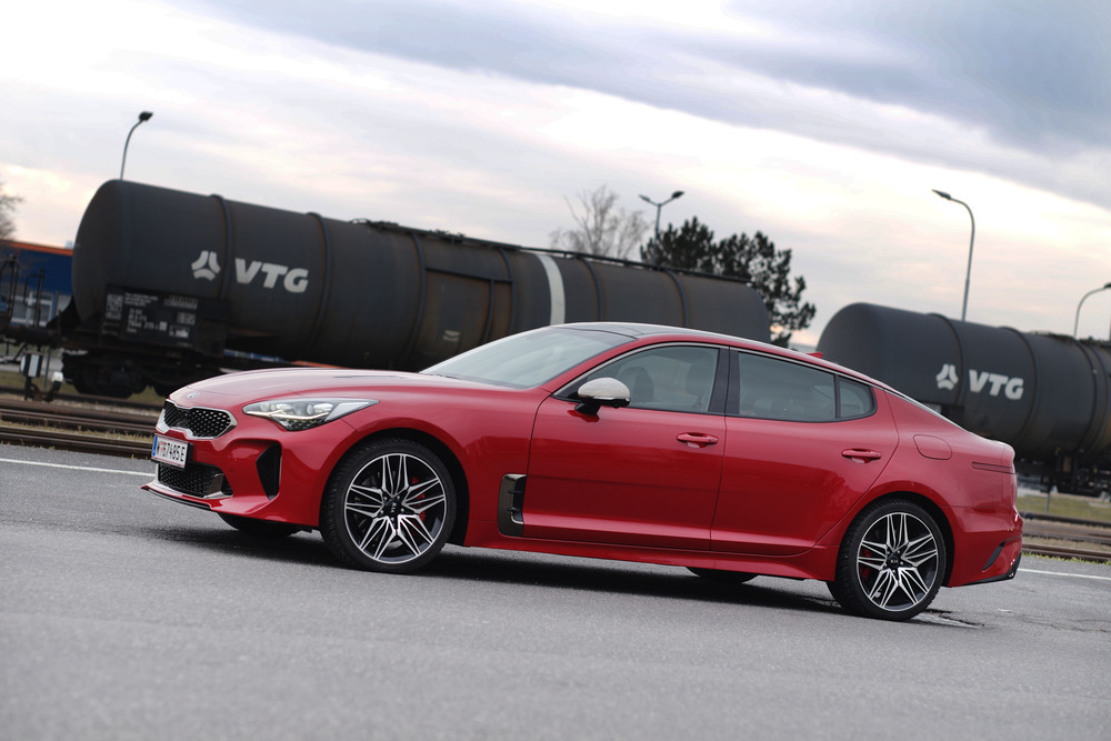 Kia Stinger 1 поколение [рестайлинг] (2020) лифтбэк