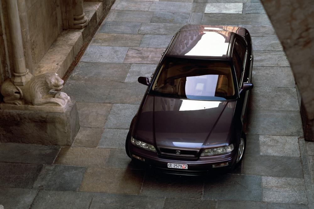 Honda Legend 2 поколение (1990-1996) Седан