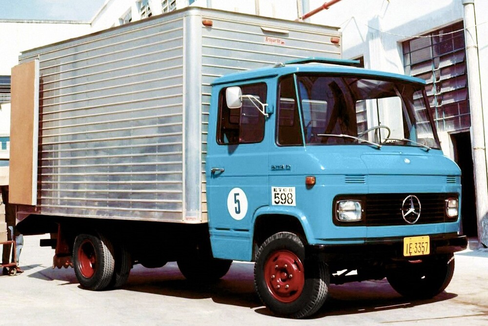 Mercedes-Benz T2 1 поколение (1967-1985) борт 