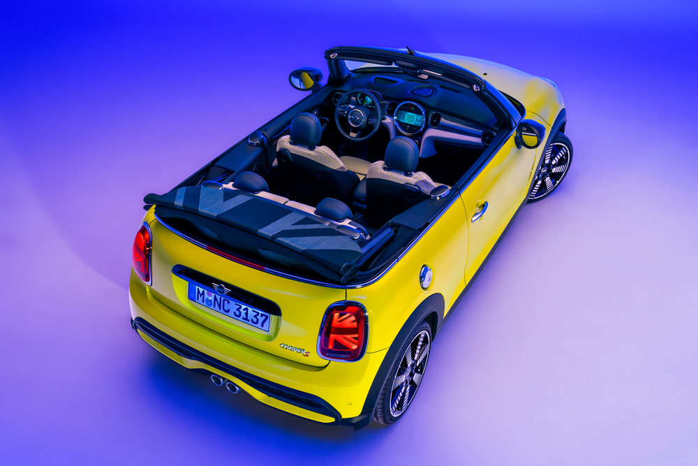 Mini Cabrio F57 [2-й рестайлинг] (2021) Cooper S кабриолет 2-дв.