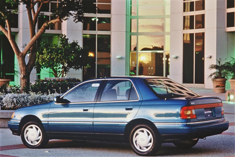 Hyundai Elantra 1 поколение J1 (1990-1993) Седан