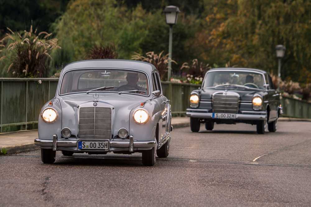 Mercedes-Benz W180