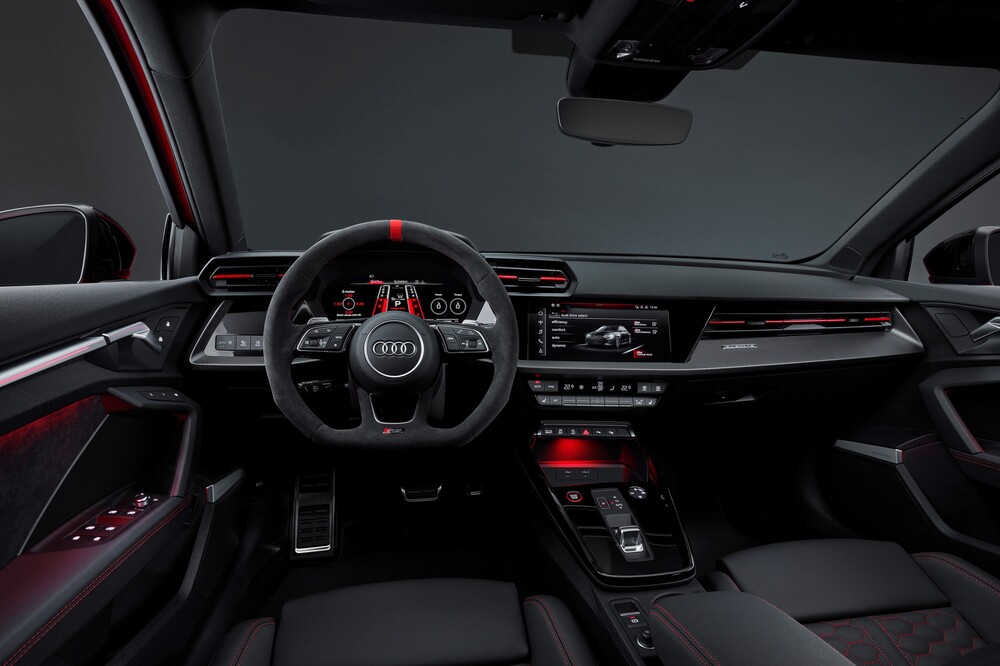 Audi RS 3 8Y (2021) Sportback хетчбэк интерьер 