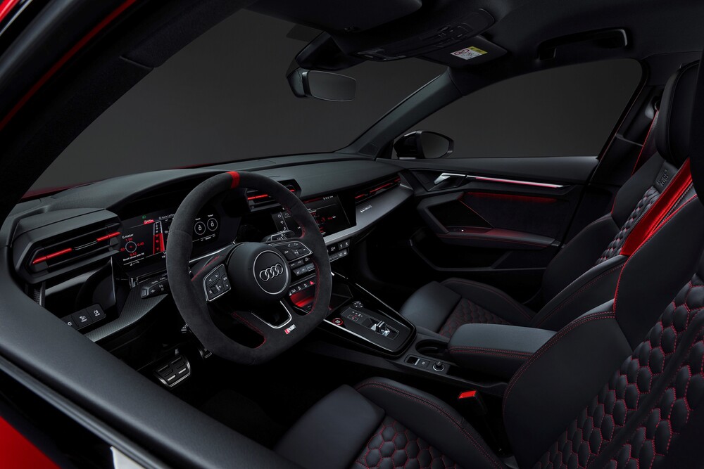 Audi RS 3 8Y (2021) Sportback хетчбэк интерьер 
