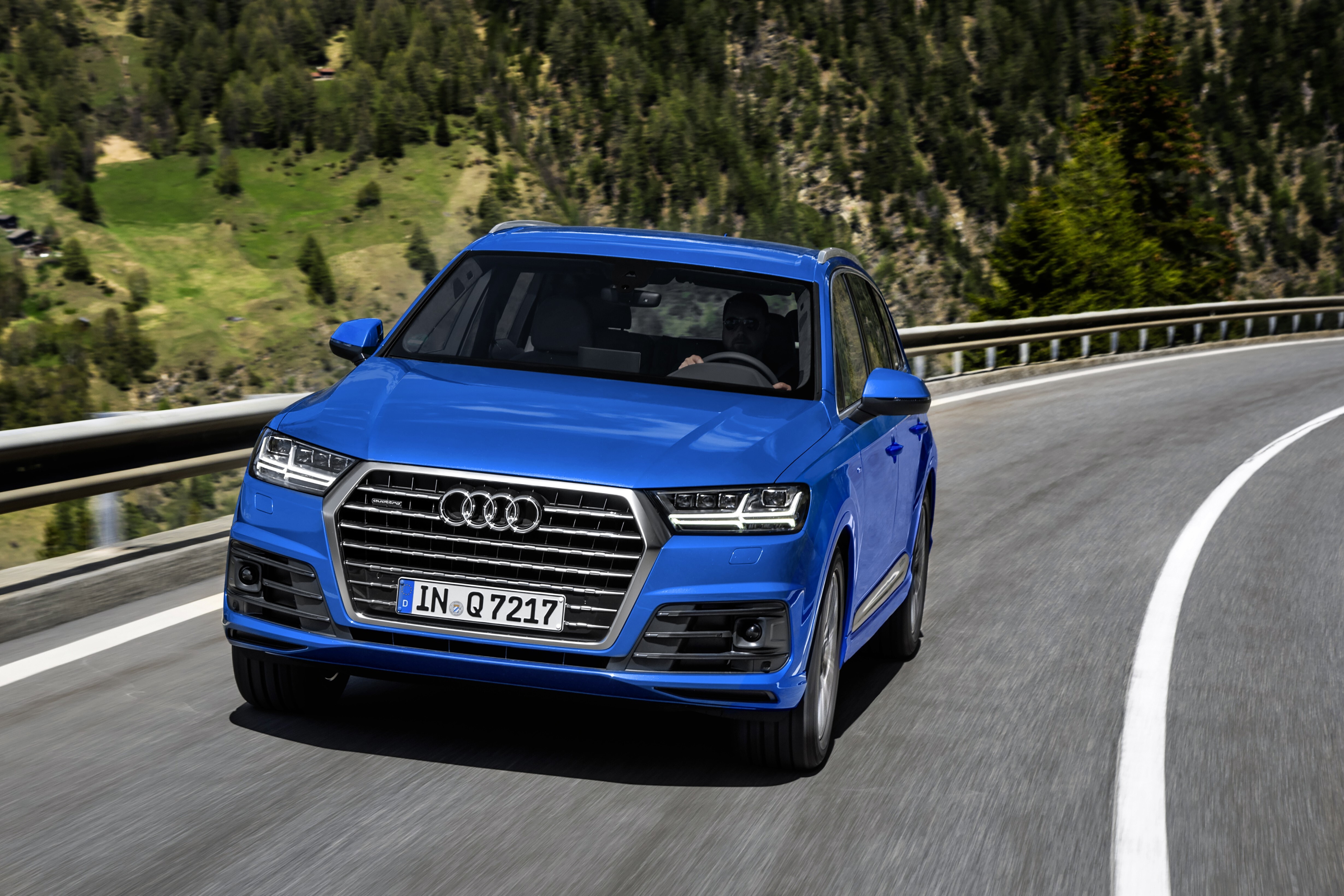 Audi q7 4m. Audi q7 Typ 4m. Audi q7 Рестайлинг 2019. Ауди ку 6 новый кузов. Audi q7 vs Audi a8.