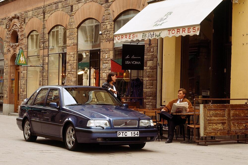 Volvo 440 1 поколение рестайлинг (1994-1996) хэтчбек 5 дв