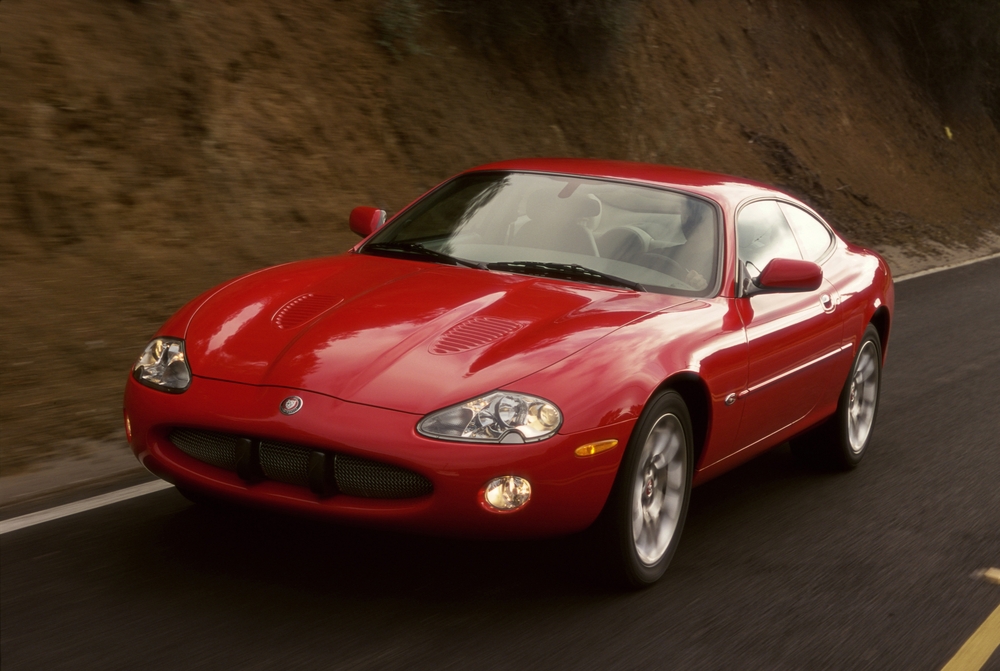 Jaguar XKR 1 поколение [рестайлинг] (2000-2004) купе 