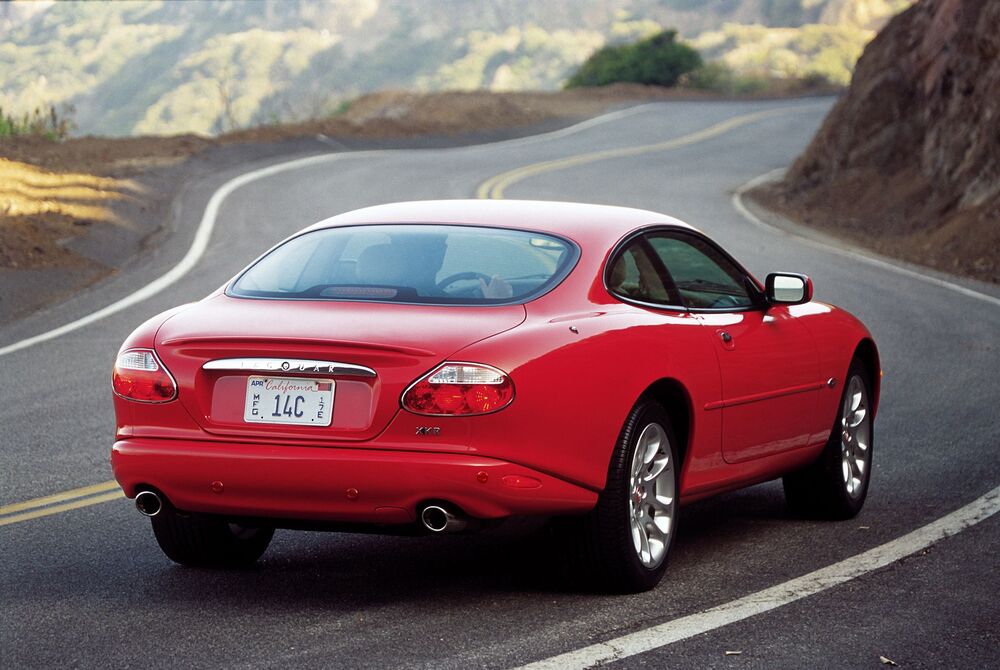 Jaguar XKR 1 поколение [рестайлинг] (2000-2004) купе 