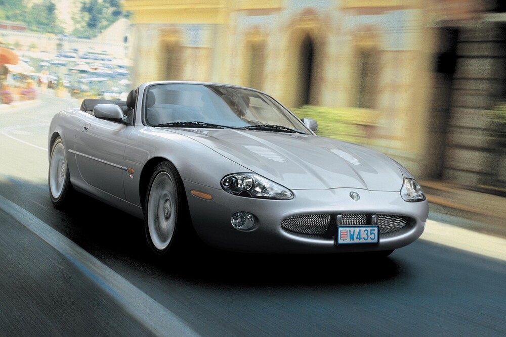 Jaguar XKR 1 поколение [рестайлинг] (2000-2004) кабриолет 