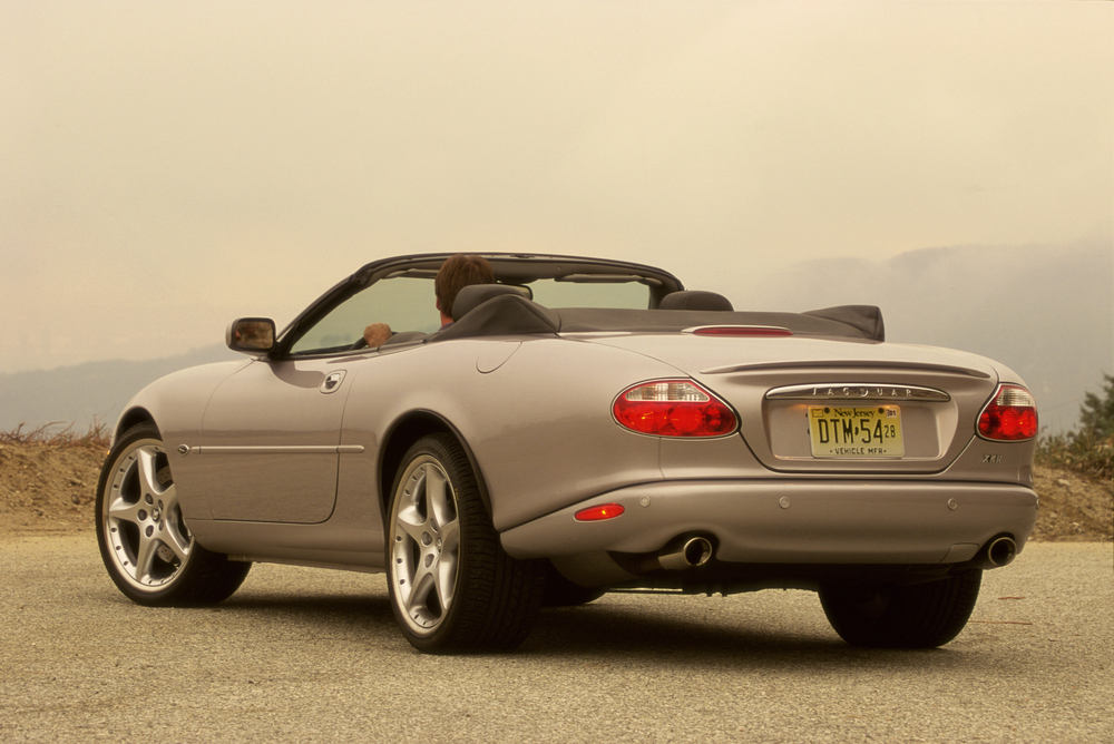 Jaguar XKR 1 поколение [рестайлинг] (2000-2004) кабриолет 