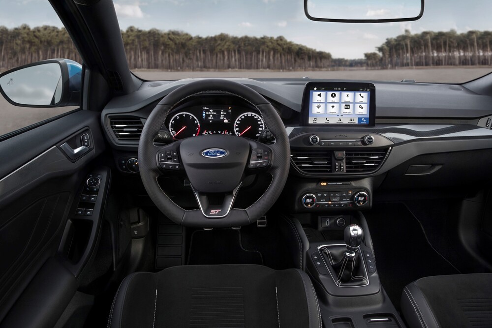 Ford Focus ST 4 поколение (2019-2022) хэтчбек 5 дв