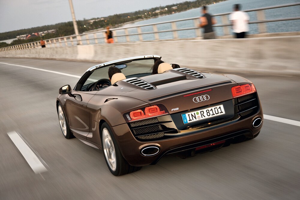 Audi R8 1 поколение (2009-2012) Spyder кабриолет 2-дв.