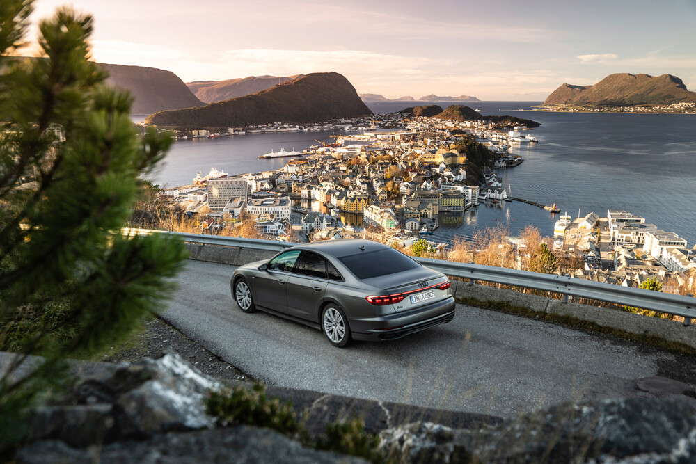 Audi A8 4 поколение D5 [рестайлинг] (2021) седан