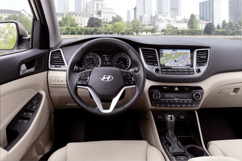 Hyundai Tucson 3 поколение (2015-2018) Кроссовер интерьер 