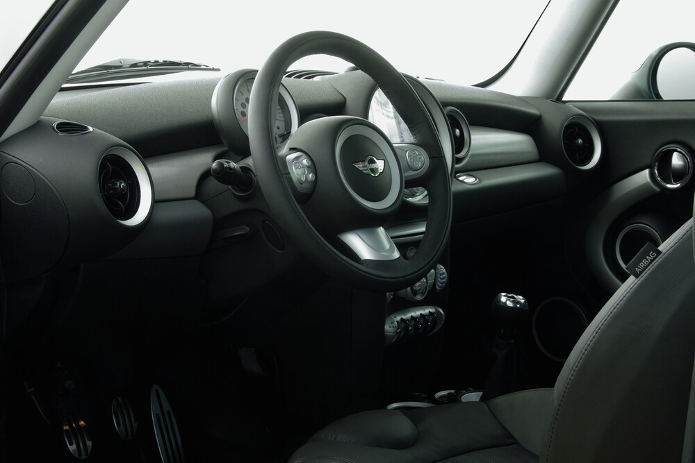 Mini Hatch R56 (2006-2010) Хетчбэк 3-дв. Cooper S интерьер 