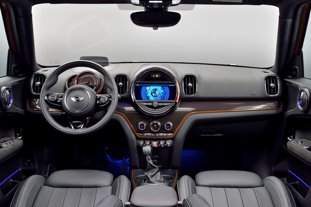 Mini Countryman 2 поколение F60 Cooper S интерьер 