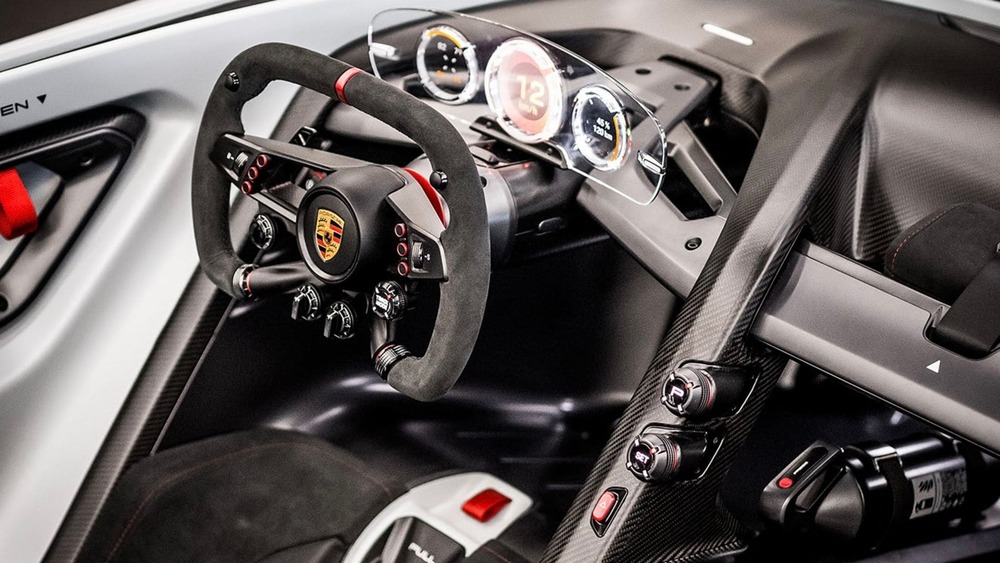 салон Porsche Vision GT 