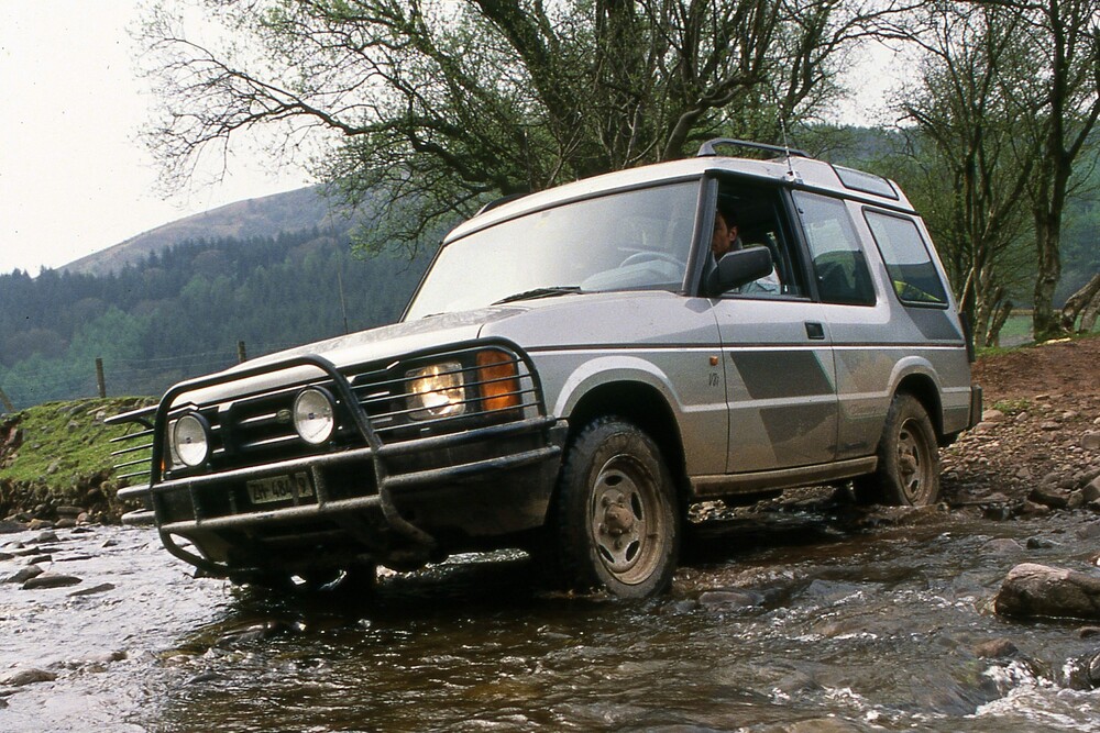 Land Rover 1 поколение (1989-1997) внедорожник 3 дв