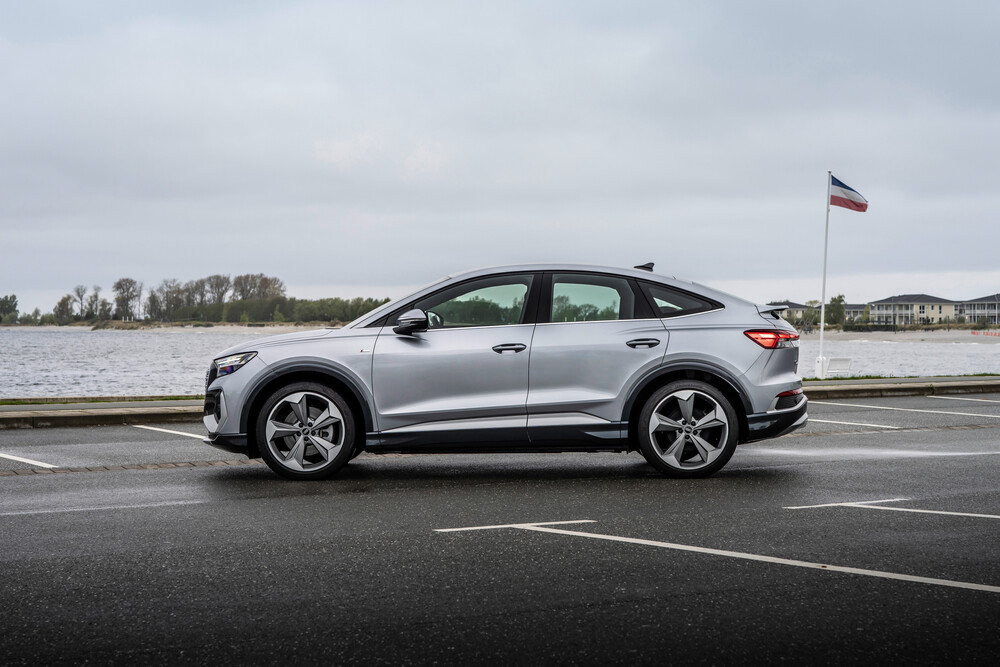 Audi Q4 e-tron Sportback 1 поколение (2021) кроссовер 5 дв