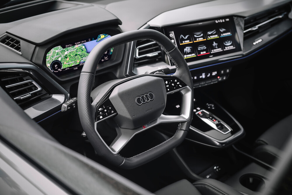 Audi Q4 e-tron Sportback 1 поколение (2021) кроссовер 5 дв интерьер 