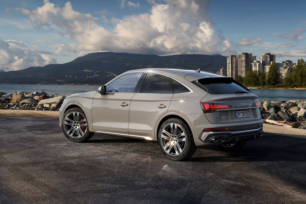 Audi SQ5 Sportback 1 поколение (2021) кроссовер 5 дв