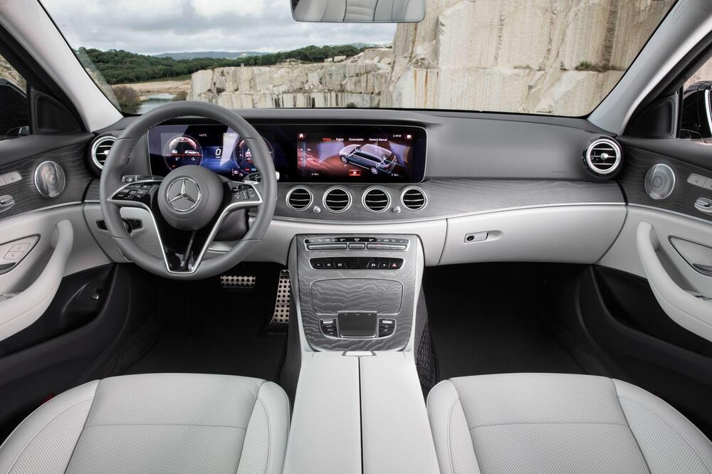 Mercedes-Benz E-Класс S213 [рестайлинг] (2020) Универсал 5 дв. All-Terrain интерьер 