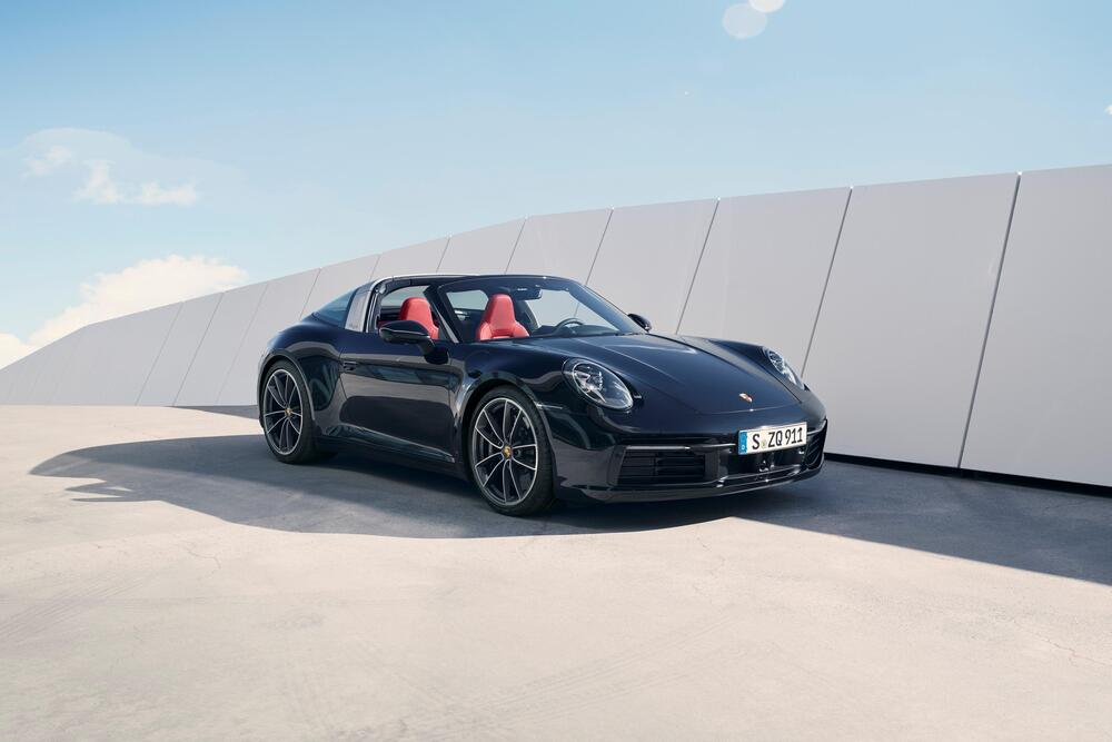 Porsche 911 8 поколение 992 (2020) Тарга