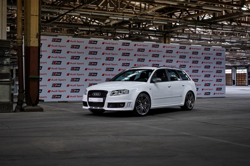 Audi RS 4 B7 Avant