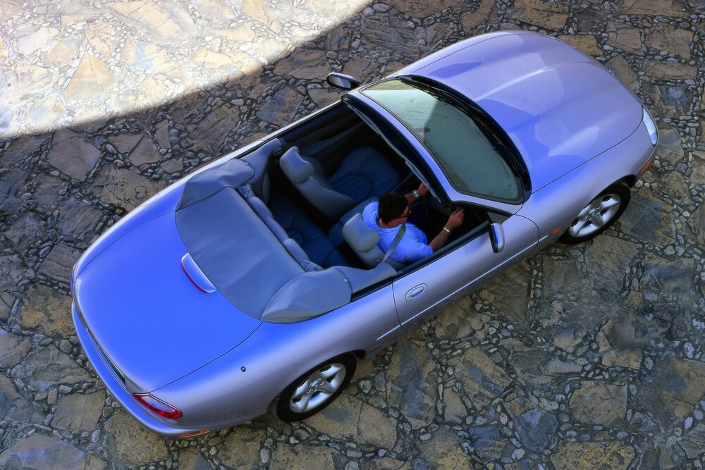 Jaguar XK 1 поколение Х100 [рестайлинг] (2002-2004) кабриолет 