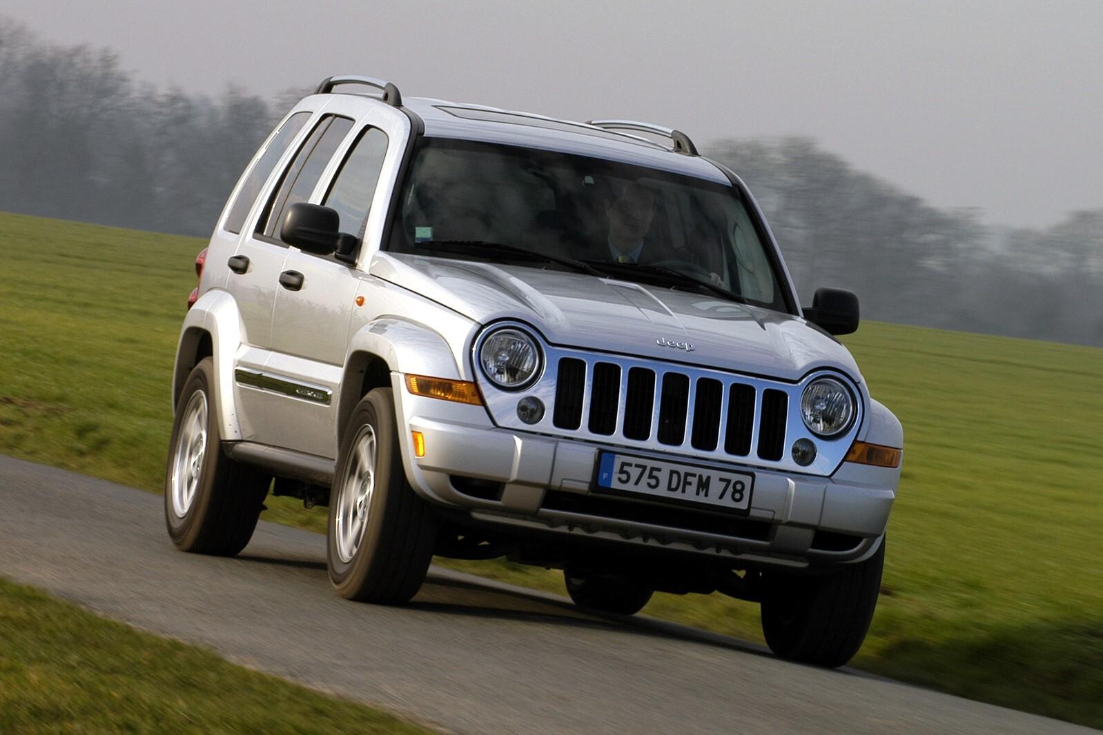 Jeep Cherokee 2007 3 7