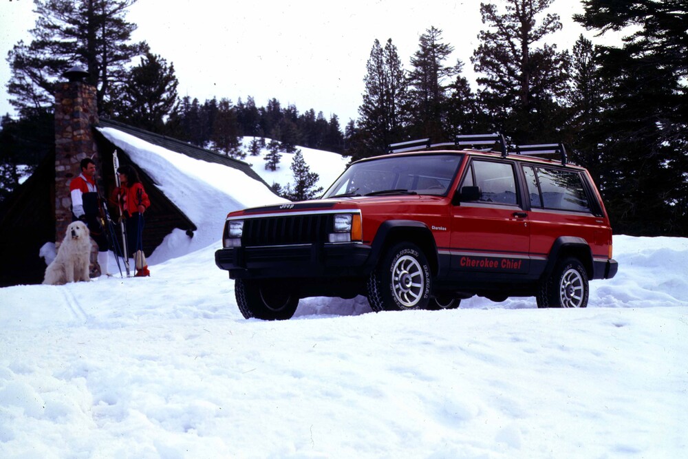 Jeep Cherokee 2 поколение XJ (1984-2001) Внедорожник 3-дв.