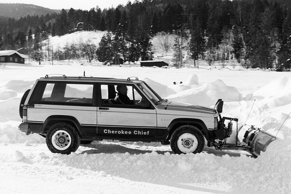 Jeep Cherokee 2 поколение XJ (1984-2001) Внедорожник 3-дв.