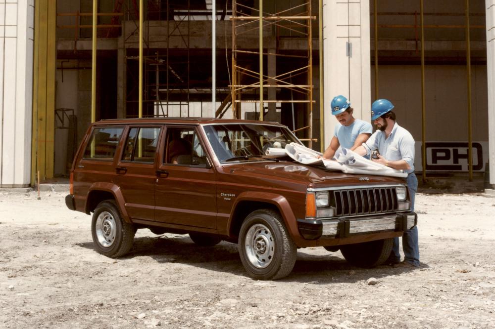 Jeep Cherokee 2 поколение XJ Внедорожник 5-дв.