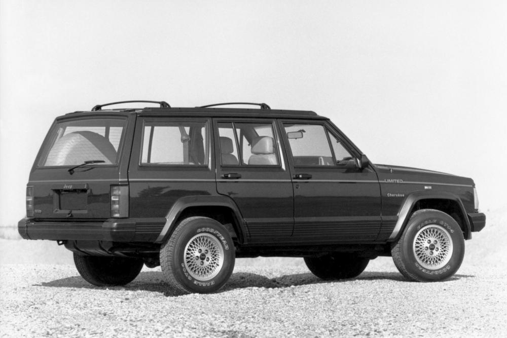 Jeep Cherokee 2 поколение XJ Внедорожник 5-дв.