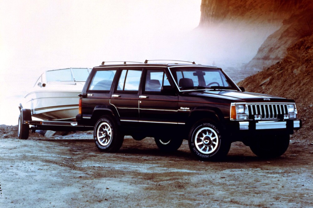 Jeep Cherokee 2 поколение XJ Внедорожник 5-дв.