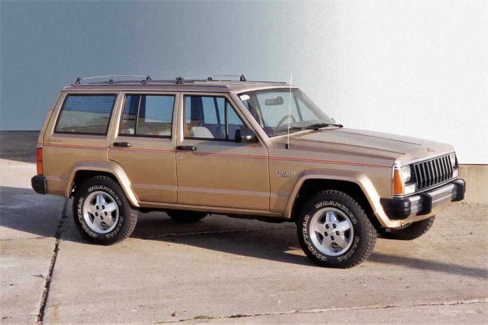 Jeep Cherokee 2 поколение XJ Внедорожник 5-дв.