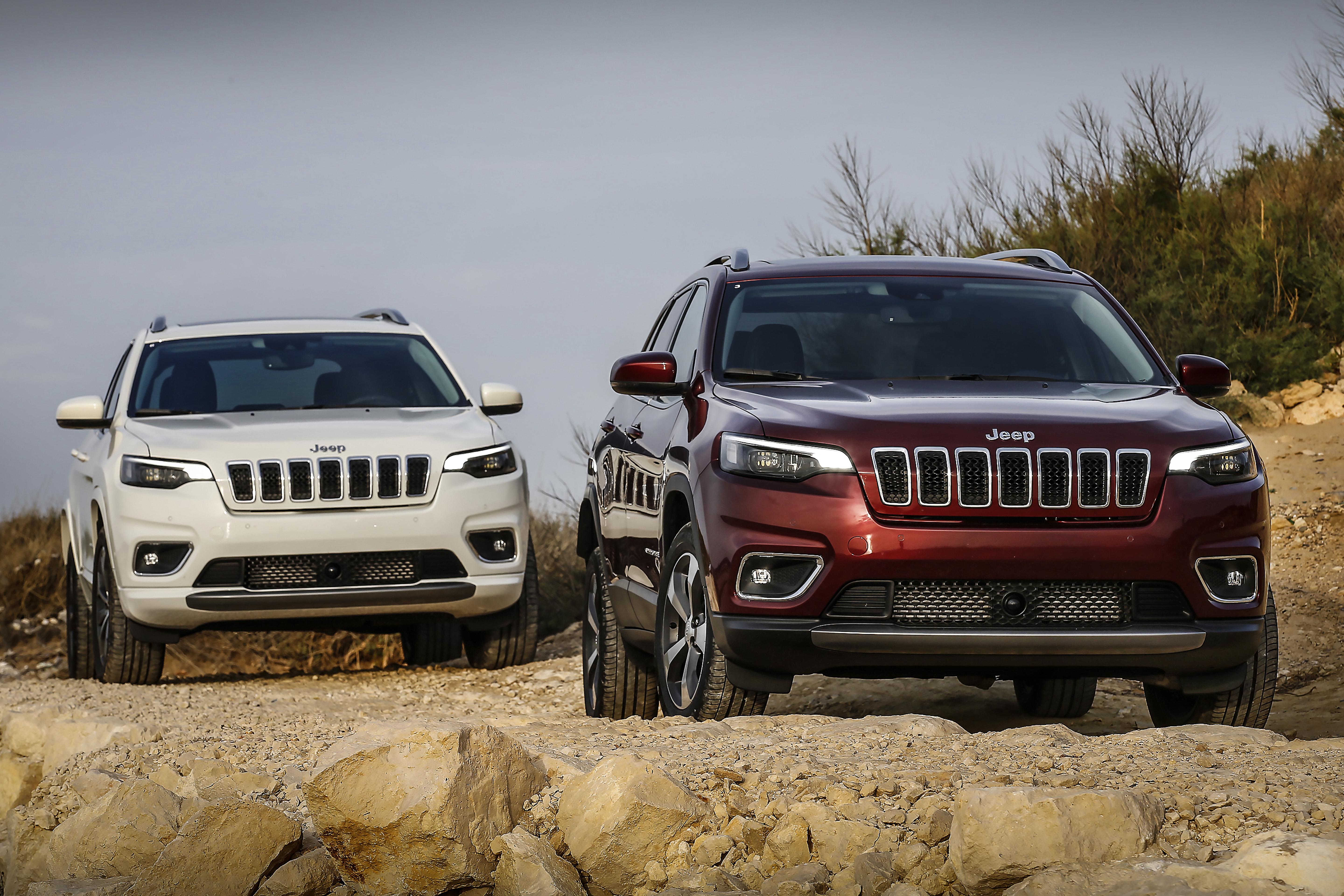 Гранд чероки 2019 года. Jeep Grand Cherokee KL. Jeep Cherokee Limited. Jeep Grand Cherokee 2019 Рестайлинг. Jeep Cherokee KL 2018.