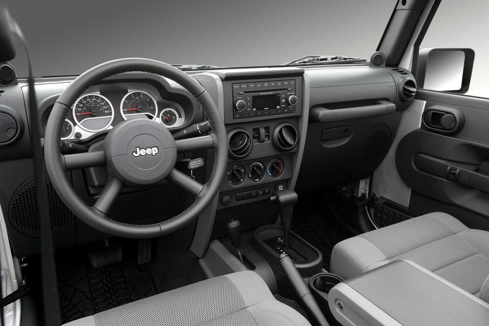 Jeep Wrangler JK (2006-2011) Внедорожник 5-дв. 