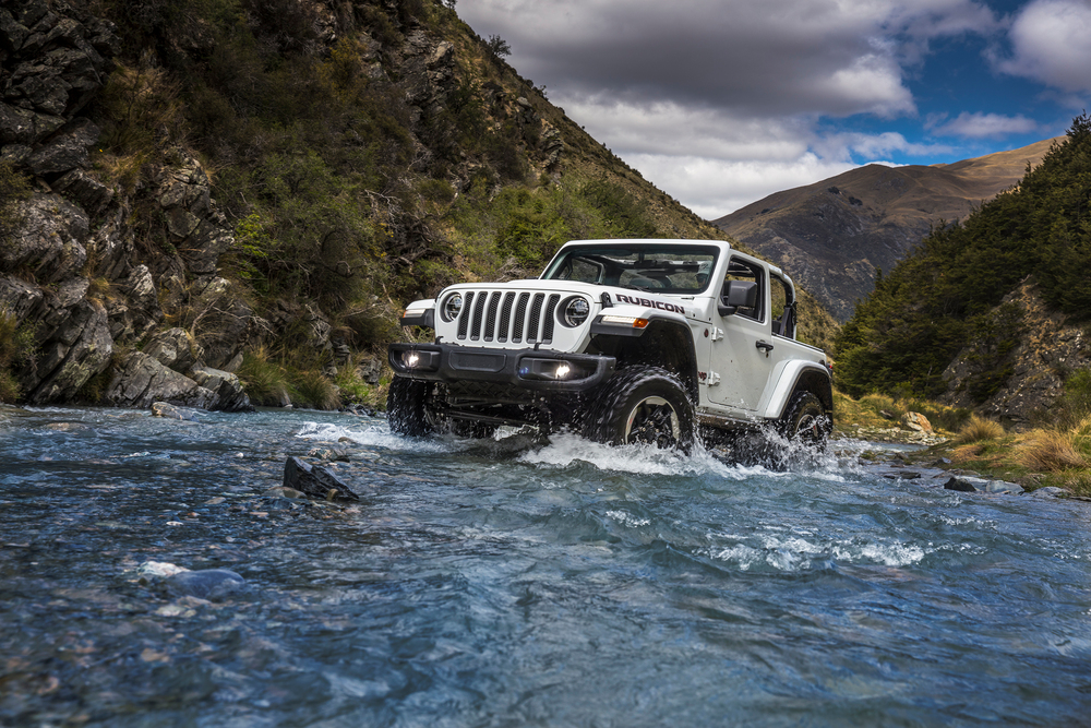 Jeep Wrangler 4 поколение JL (2017) Внедорожник 3-дв