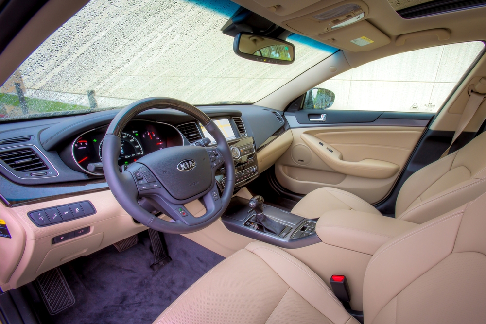 Kia Cadenza 1 поколение VG [рестайлинг] (2013-2016) седан интерьер 