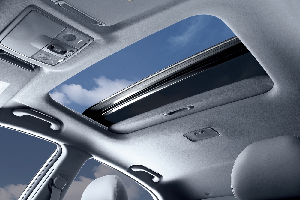 Kia Cerato 2 поколение (2009-2013) Седан интерьер 