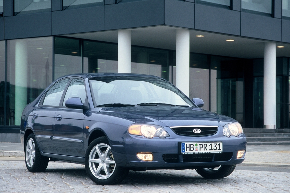 Kia Shuma 2 поколение  (2001-2004) лифтбек