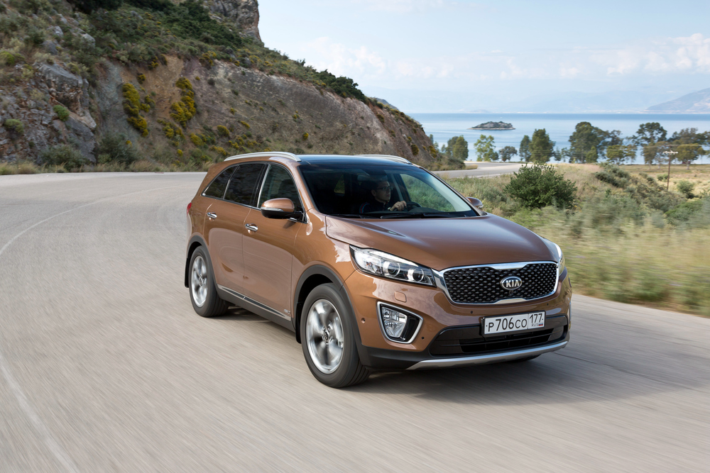 Kia Sorento 3 поколение Prime (2015-2018) кроссовер