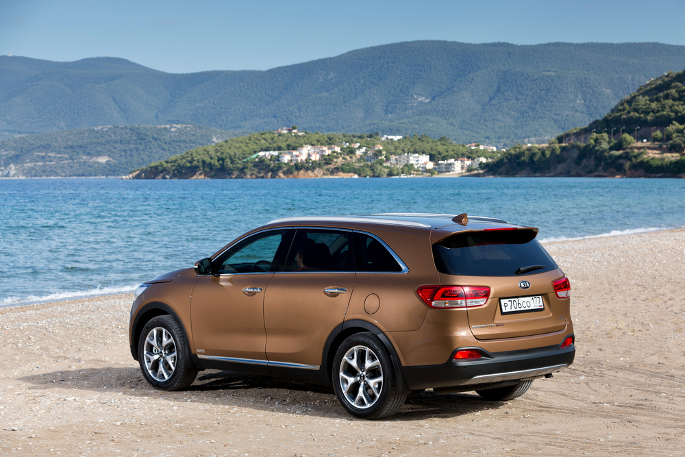 Kia Sorento 3 поколение Prime (2015-2018) кроссовер