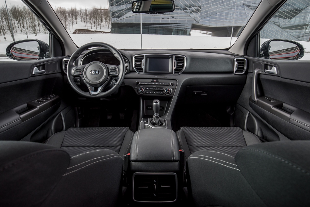 Kia Sportage 4 поколение (2016-2018) кроссовер 5 дв интерьер 
